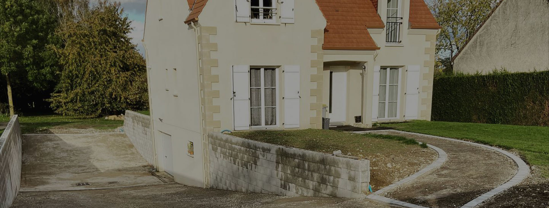 Rénovation extérieure et assainissement VRD dans le Val-d'Oise
